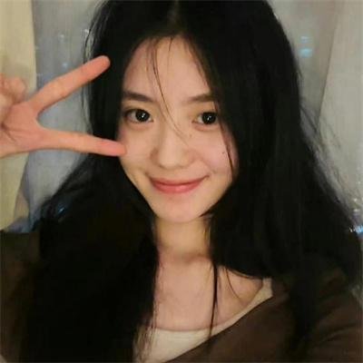 倒挂的爱丽丝