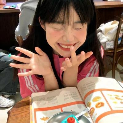 萌子美 虽然她有点怪
